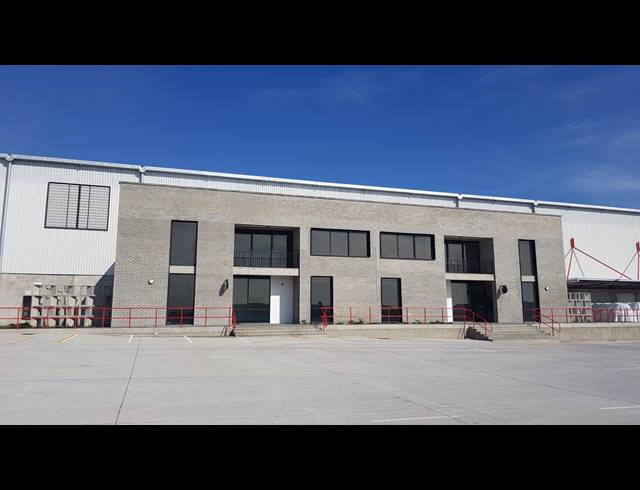 8,330M² WAREHOUSE TO LET IN BELLVILLE SOUTH INDUSTRIA